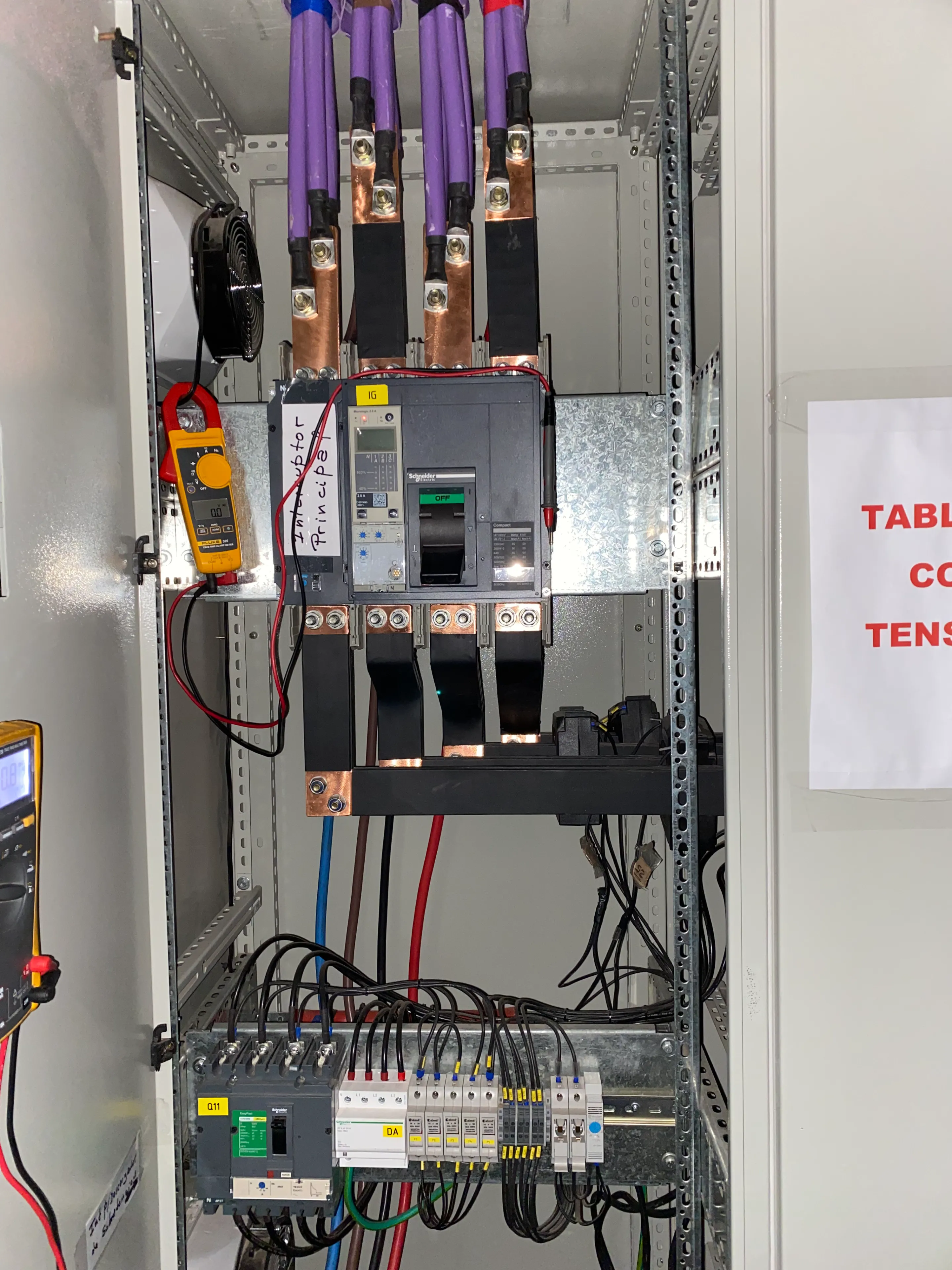 Trabajo eléctrico realizado por MEC Soluciones 1
