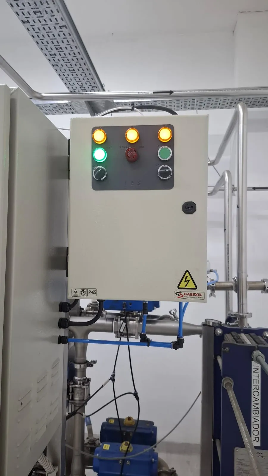 Trabajo eléctrico realizado por MEC Soluciones 13