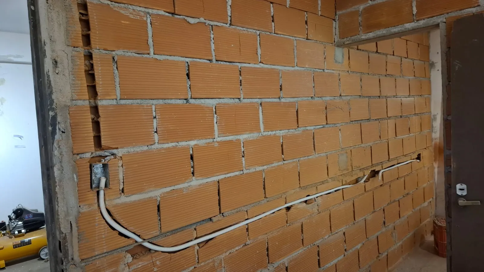 Trabajo eléctrico realizado por MEC Soluciones 15